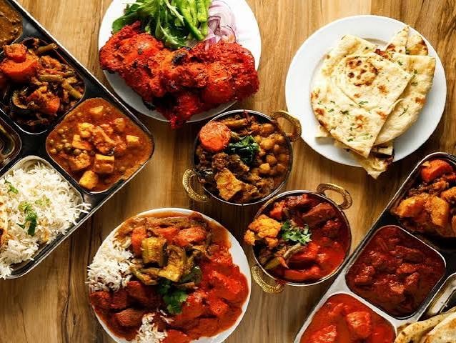 تهیه غذا چلوخان (پونک المهدی)