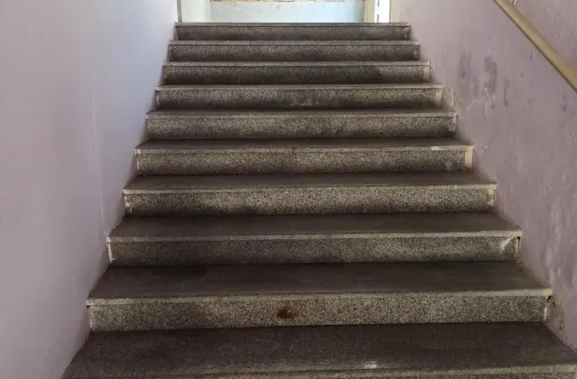 مدرسه رازی یک دوره دوم