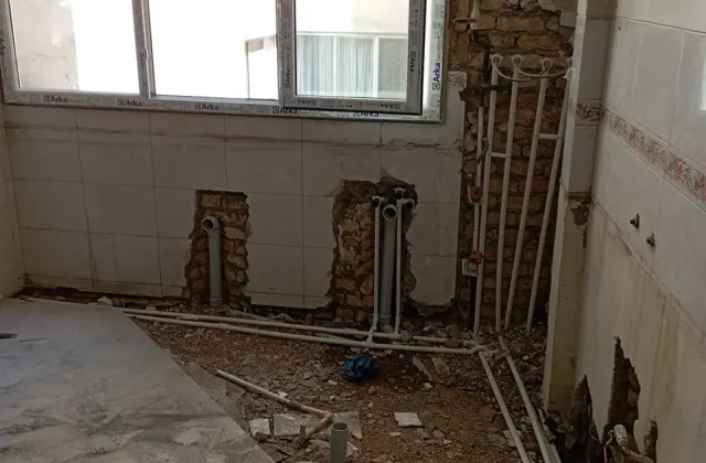 بازسازی لوله کشی بنایی آقایی